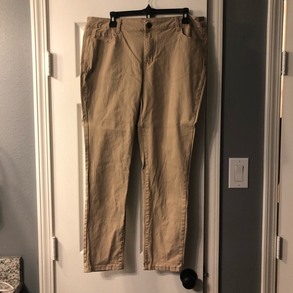 Khaki slim pants - Picture 2 of 3
